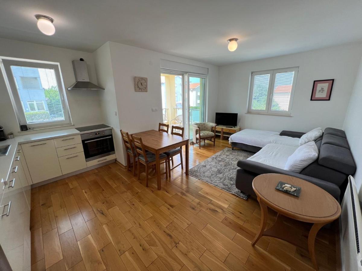 Apartman Sven مالينسكا المظهر الخارجي الصورة